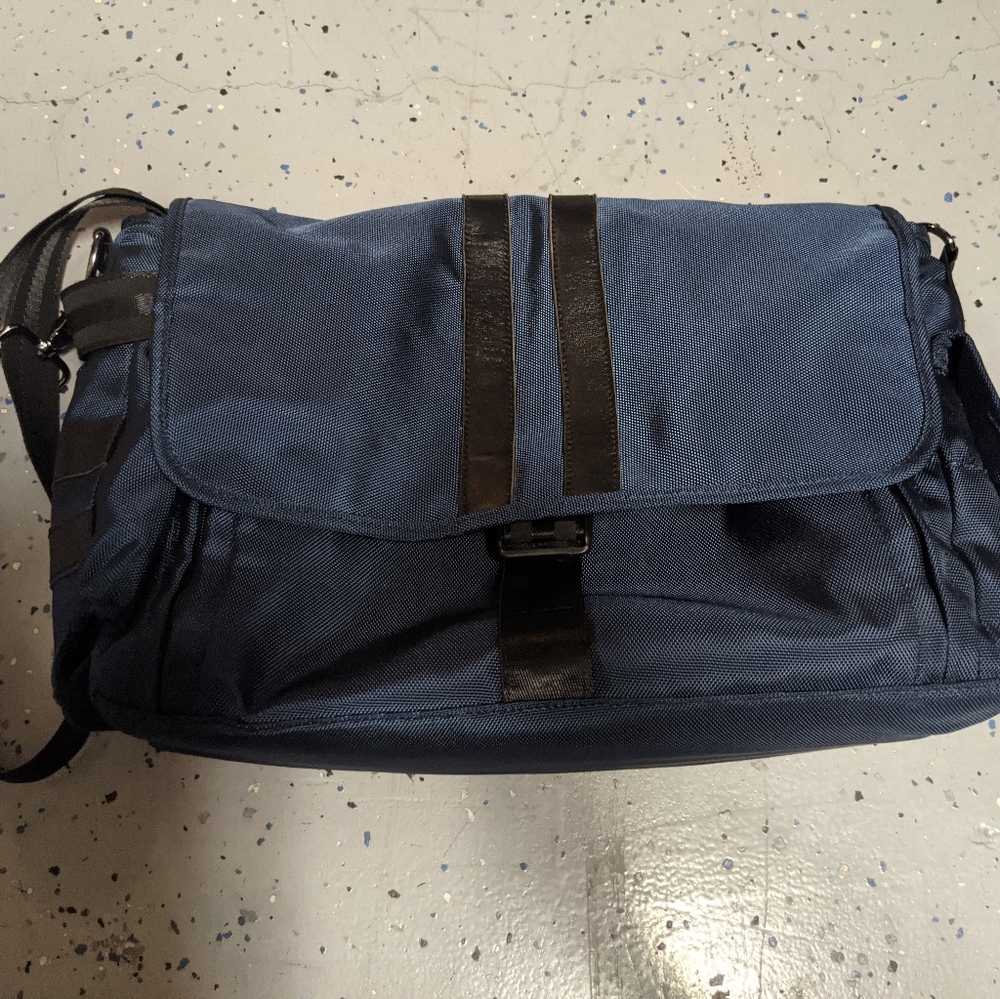 EC Knox Diaper bag